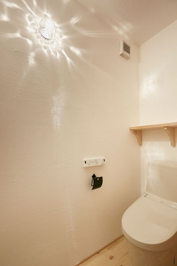 トイレ照明
